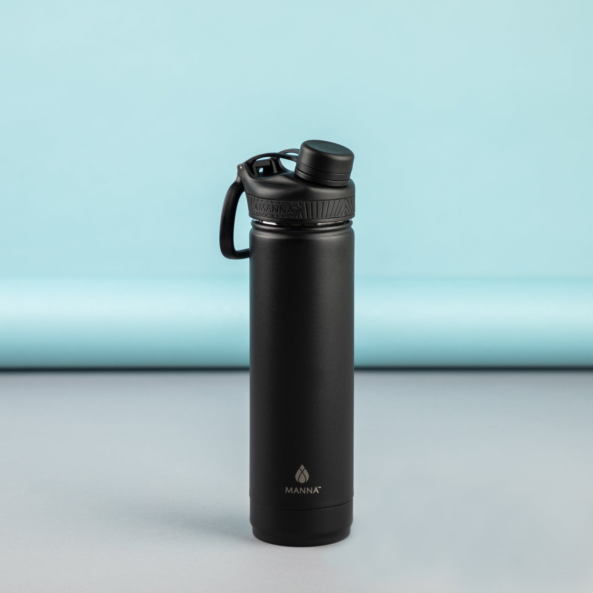 26-oz-saratoga-bottle-r4 MAN_Website_Saratoga_05.jpg